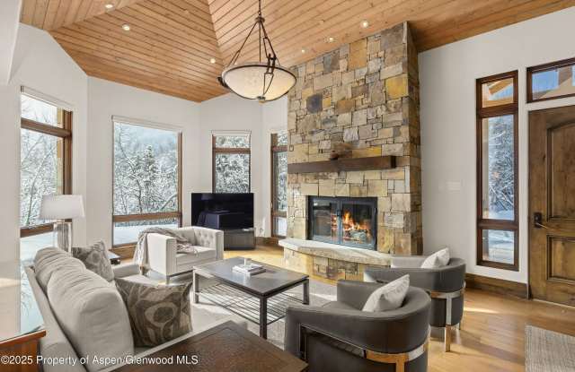 Photo of 96 Mountain Laurel Court unit: B