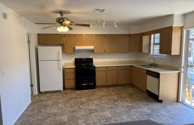 1283 N Tapadero Drive