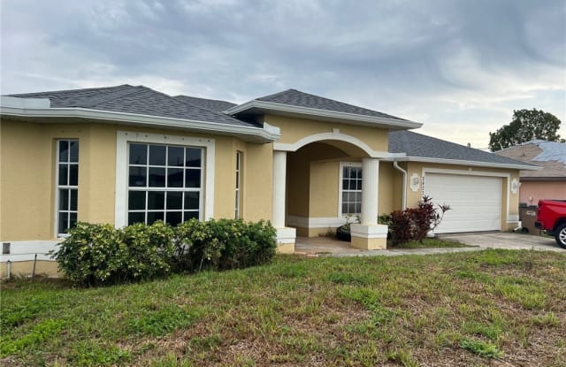 2423 NW 8th Place - 2423 Northwest 8th Place, Cape Coral, FL 33993