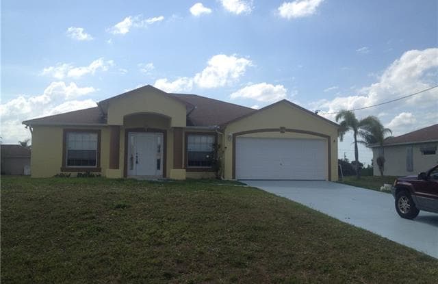 116 NW 26th ST - 116 Northwest 26th Street, Cape Coral, FL 33993