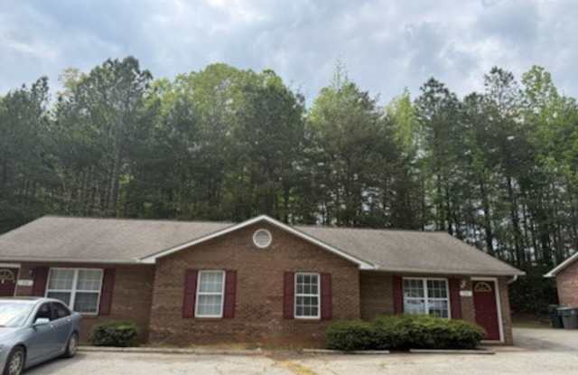 Photo of 714 Breeze Hill Rd