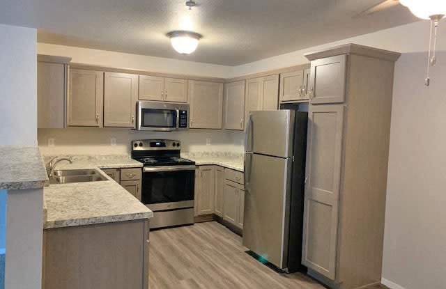 8925 Hilton St. Unit E12