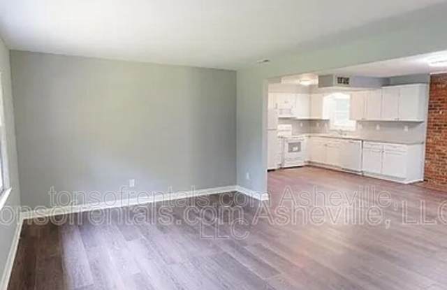 708 Heatherwood Drive