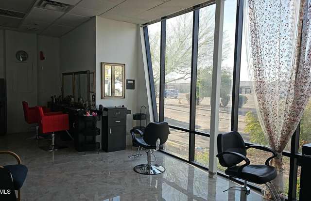 16807 E PALISADES Boulevard