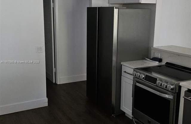 Photo of 105 Lake Emerald Dr