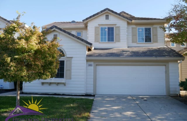 5905 Lindsay Ct - 5905 Cottonwood Court, Rocklin, CA 95677