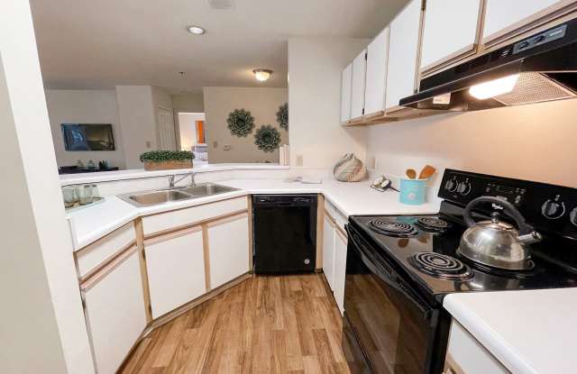 Photo of The Crest at Berkeley Lake