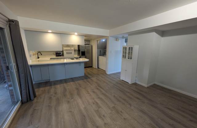 9239 East Nassau Avenue