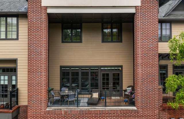 Beautiful Town Home Ready for Lease