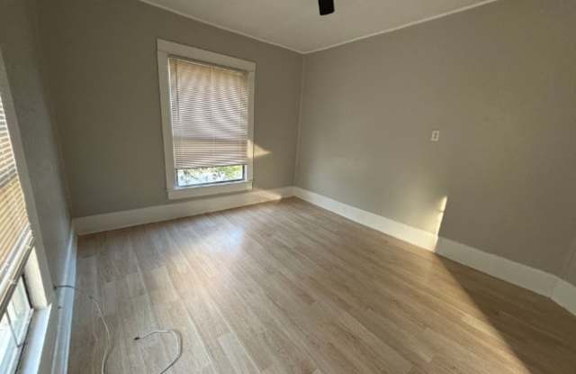 714 Reynolds Street - 716.5