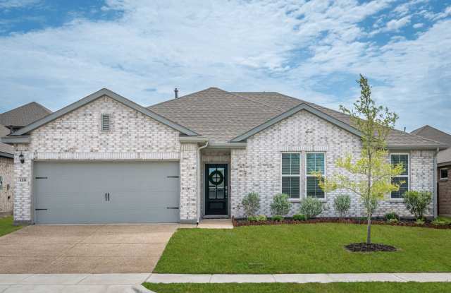 4104 Mockingbird Lane