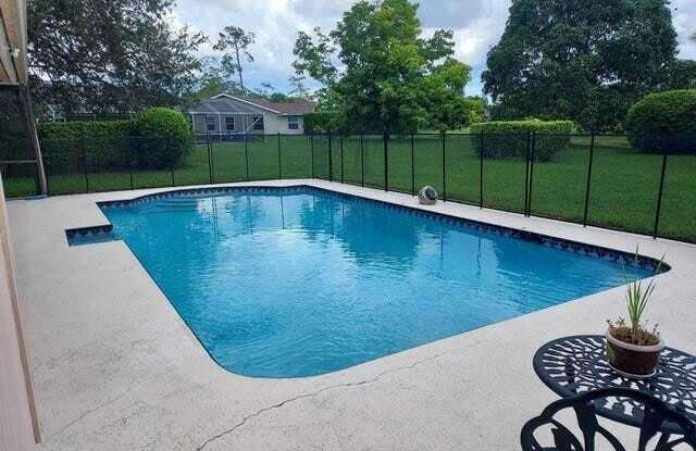376 Arcadia Drive