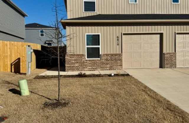 6816 SW Devotion Ave - 1