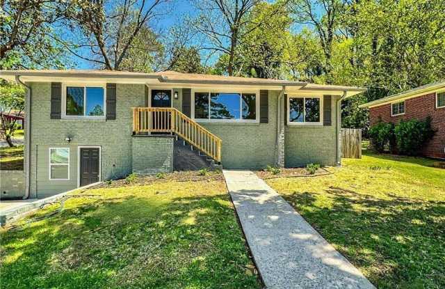 Photo of 147 Hermer Circle NW