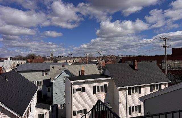 14 Dane St.