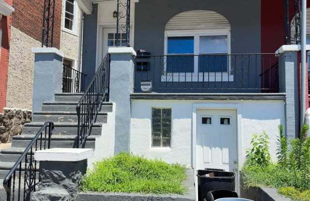 5425 CHRISTIAN Street unit: 1St