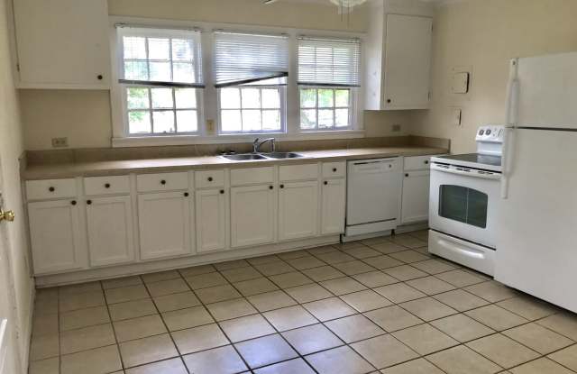 2 BR 2 bath home in Troy, AL