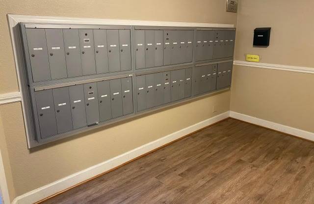 435 N Garfield Ave Unit E11