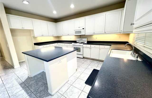 32372 Whispering Willow