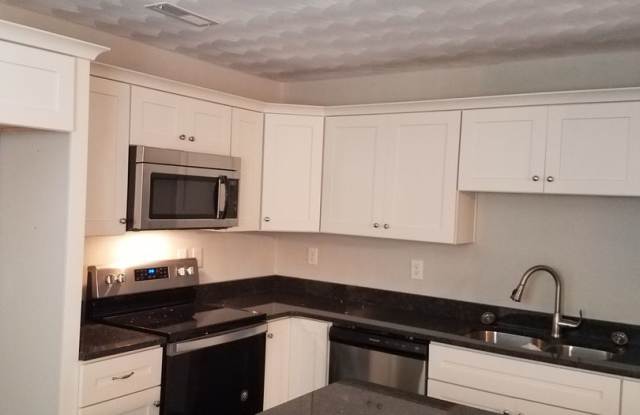 Spacious 4 Bedroom 3.5 Bath