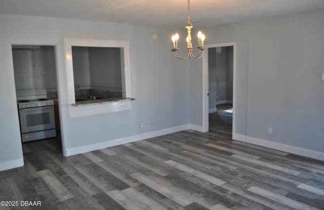 468 Ridgewood Avenue