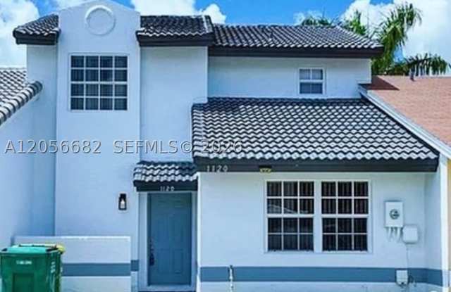 1120 SE 13th Ter