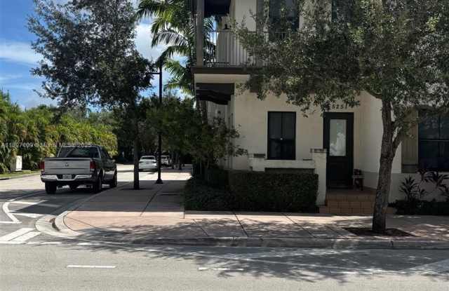 Photo of 5251 NW 84th Ave