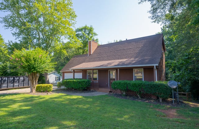 2630 Lanier Beach South Road - 2630 Lanier Beach South Road, Forsyth County, GA 30041