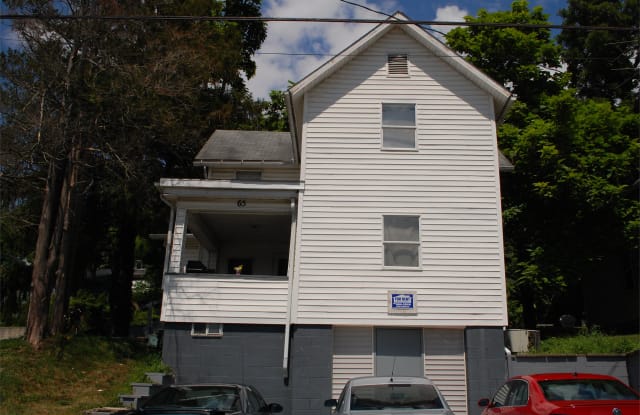 Photo of 65 Franklin Ave