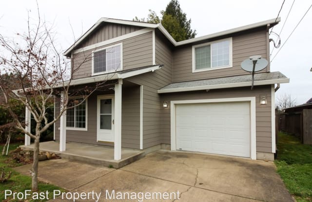 13631 SE Claybourne st - 13631 Southeast Claybourne Street, Portland, OR 97236