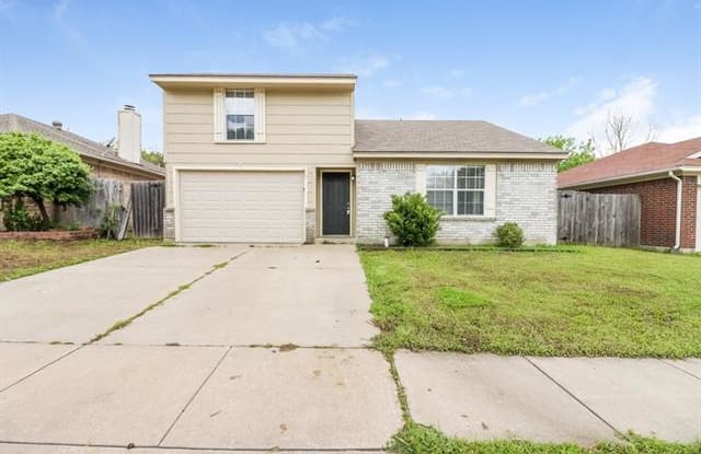 4705 Abbott Avenue - 4705 Abbott Avenue, Arlington, TX 76018