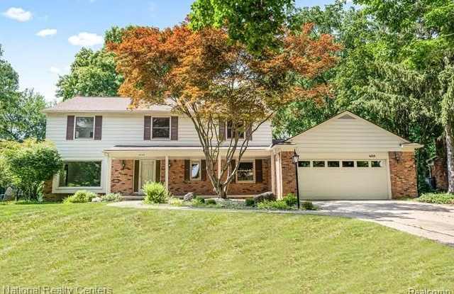 Photo of 4258 WESTOVER Drive