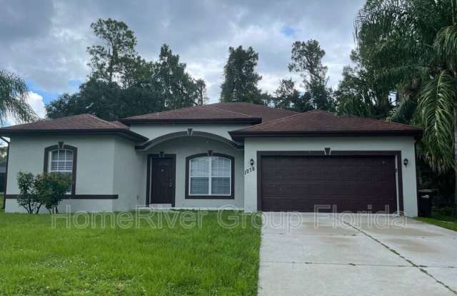 1278 Shaker Ln