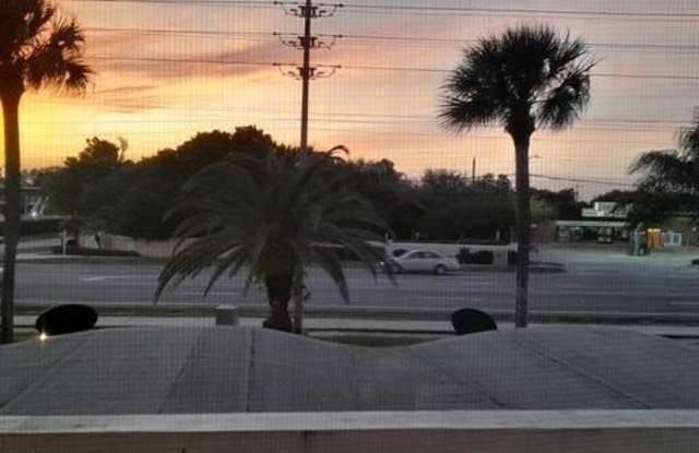 3190 N Atlantic Avenue unit: 206