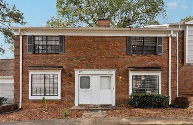 Photo of 6593 Sleepy Hollow