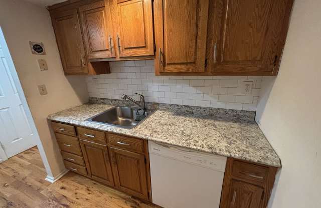 Photo of 183 Livingston Place - 1