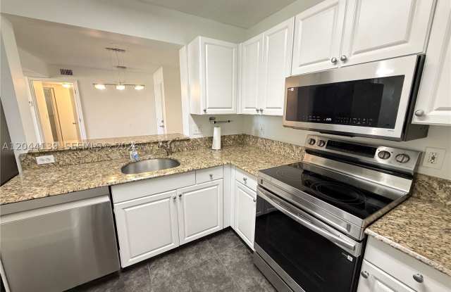 2711 Ocean Club Blvd