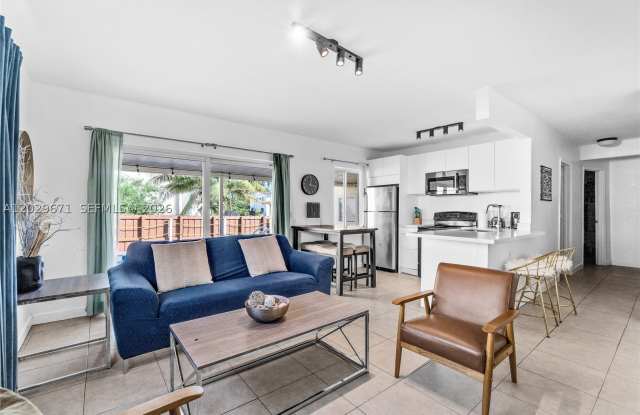 1021 NW 23rd Ave