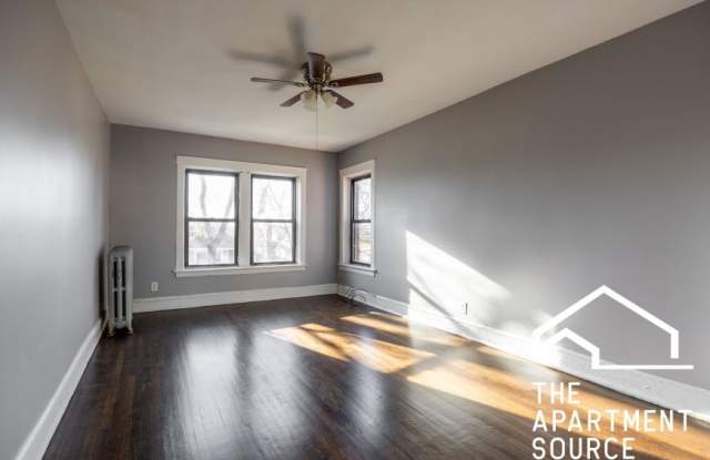 3602 West Sunnyside
