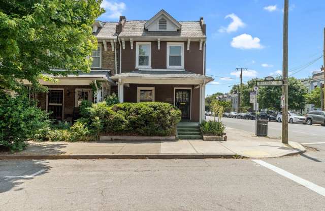 Classic Fan Rowhome for Lease