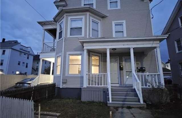 Photo of 58 Lilac Street unit: 1