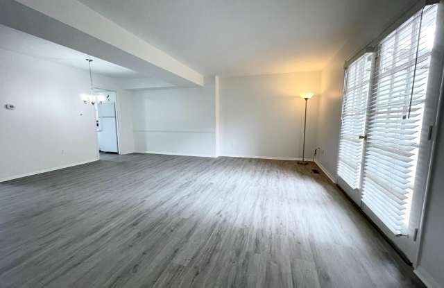 6610 BURLINGTON PLACE