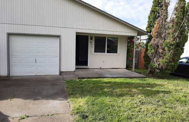 2 Bedroom duplex
