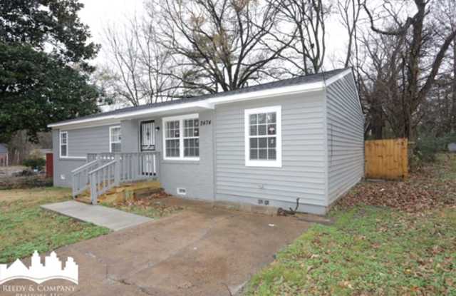 Photo of 2474 Corning Ave