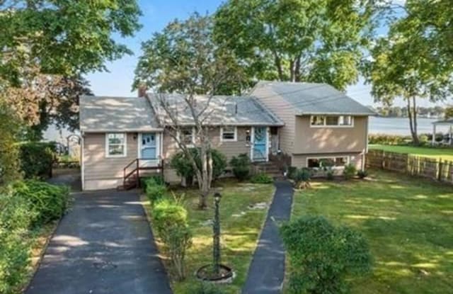 4 Saint Germain - 4 Saint Germain Street, Quincy, MA 02169