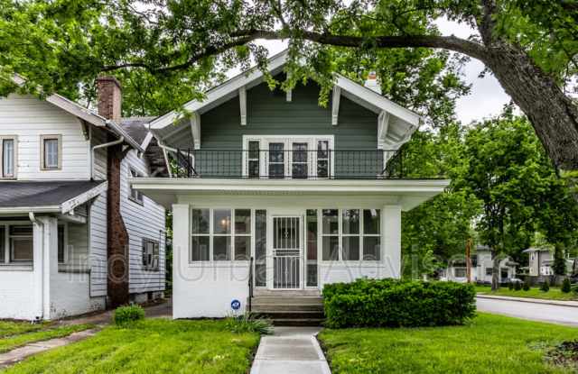 3272 North College Avenue