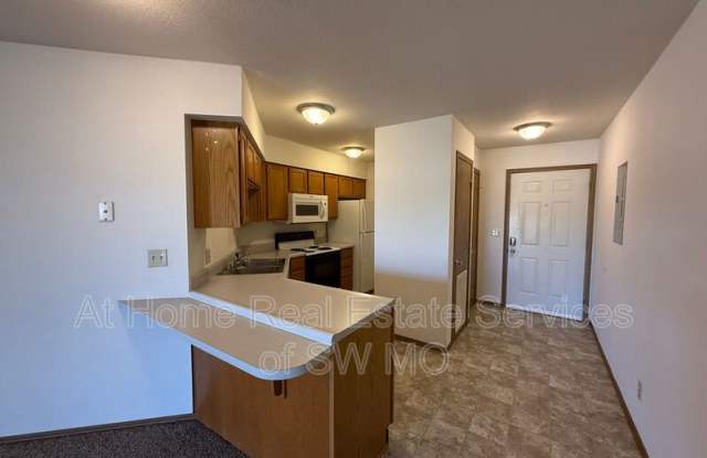 873 N 22nd