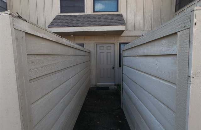 4401 Carter Creek Parkway #7