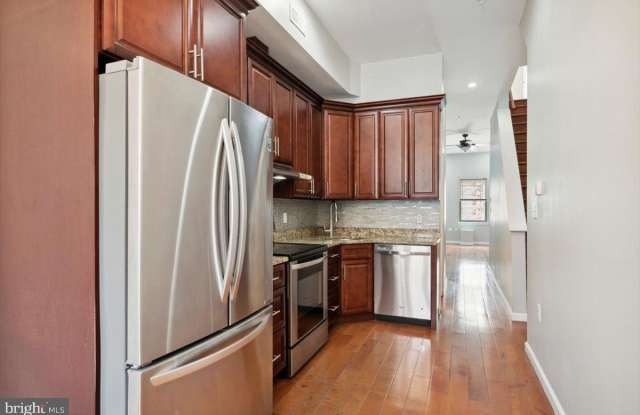 528 S 13TH Street unit: 1