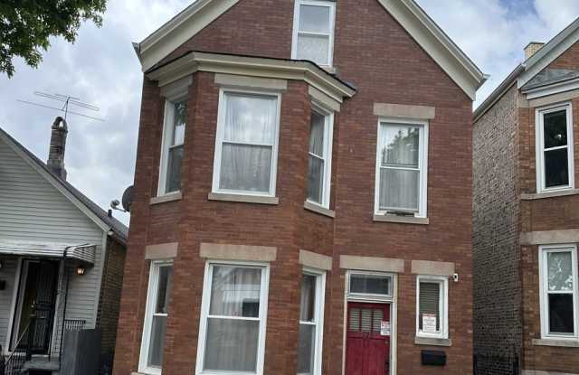 Photo of 3728 S Wolcott Avenue